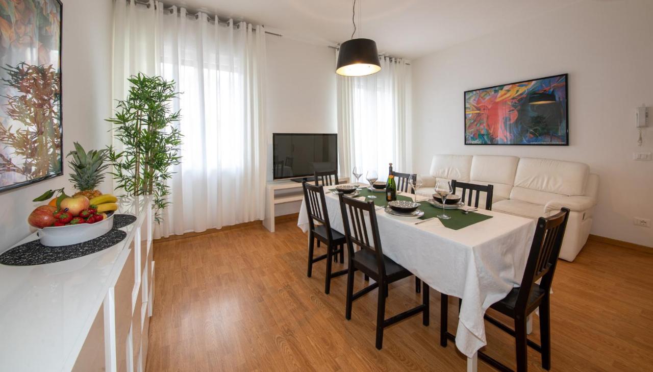 Condominio Sirene Лидо-ди-Езоло Экстерьер фото