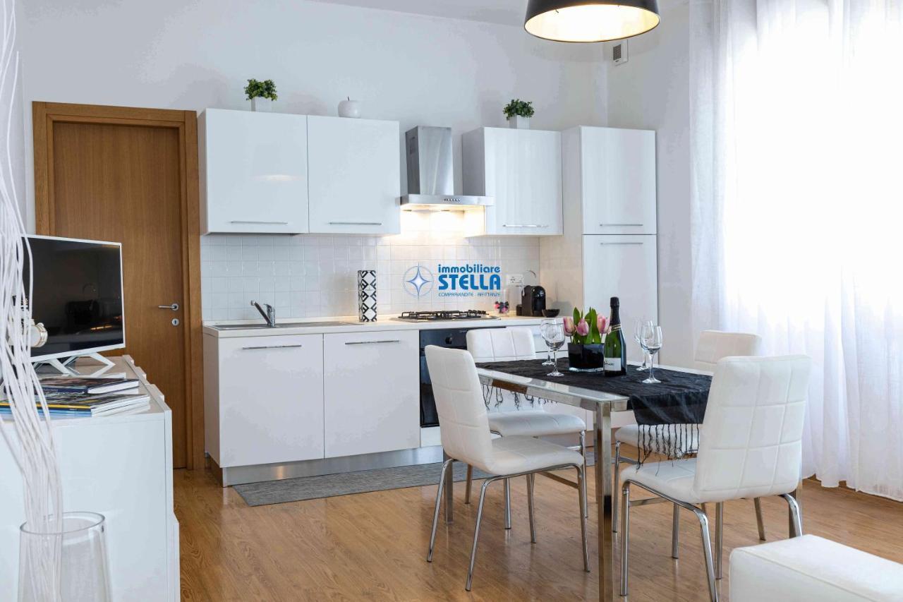 Condominio Sirene Лидо-ди-Езоло Экстерьер фото